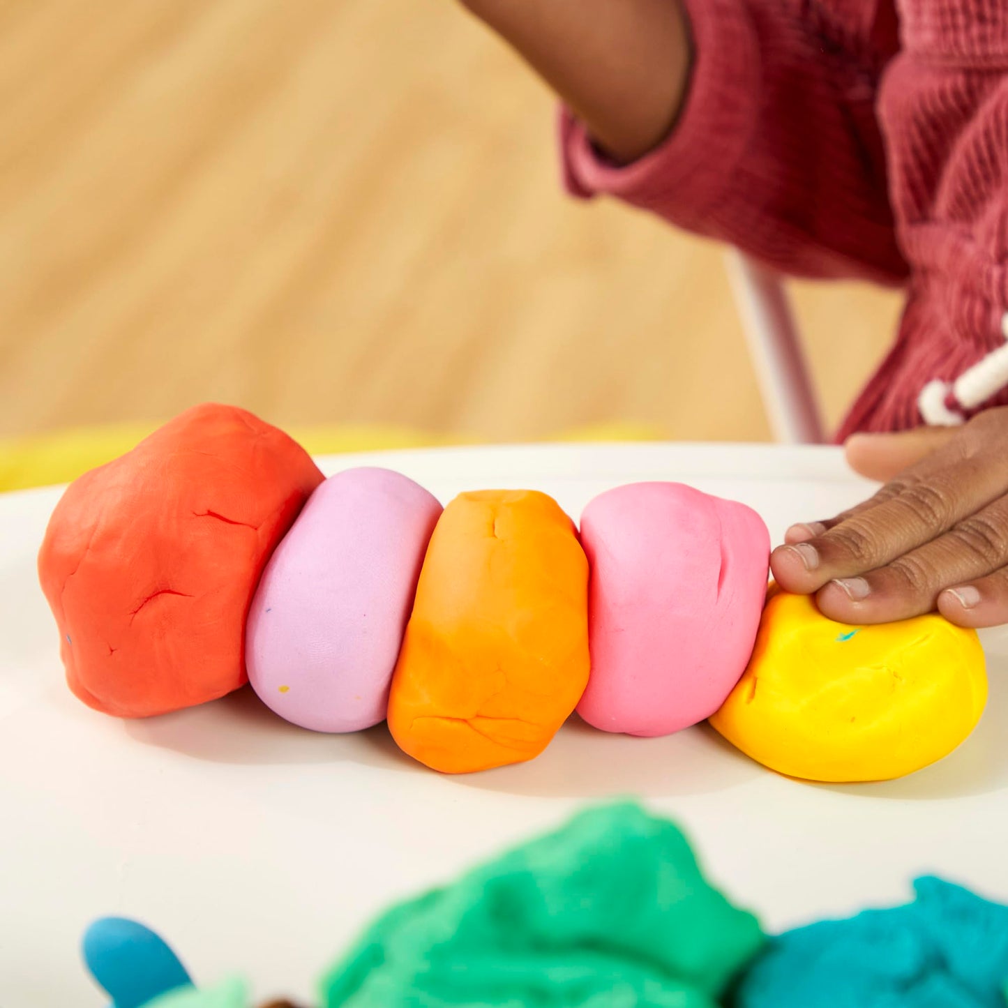 Play-Doh Party Bag, 15 Mini Play-Doh Cans for Kids Party Favors, Trick or Treat Toys, Classroom Prizes, Toys for 2 Year Olds and Up, 1 Ounce Each