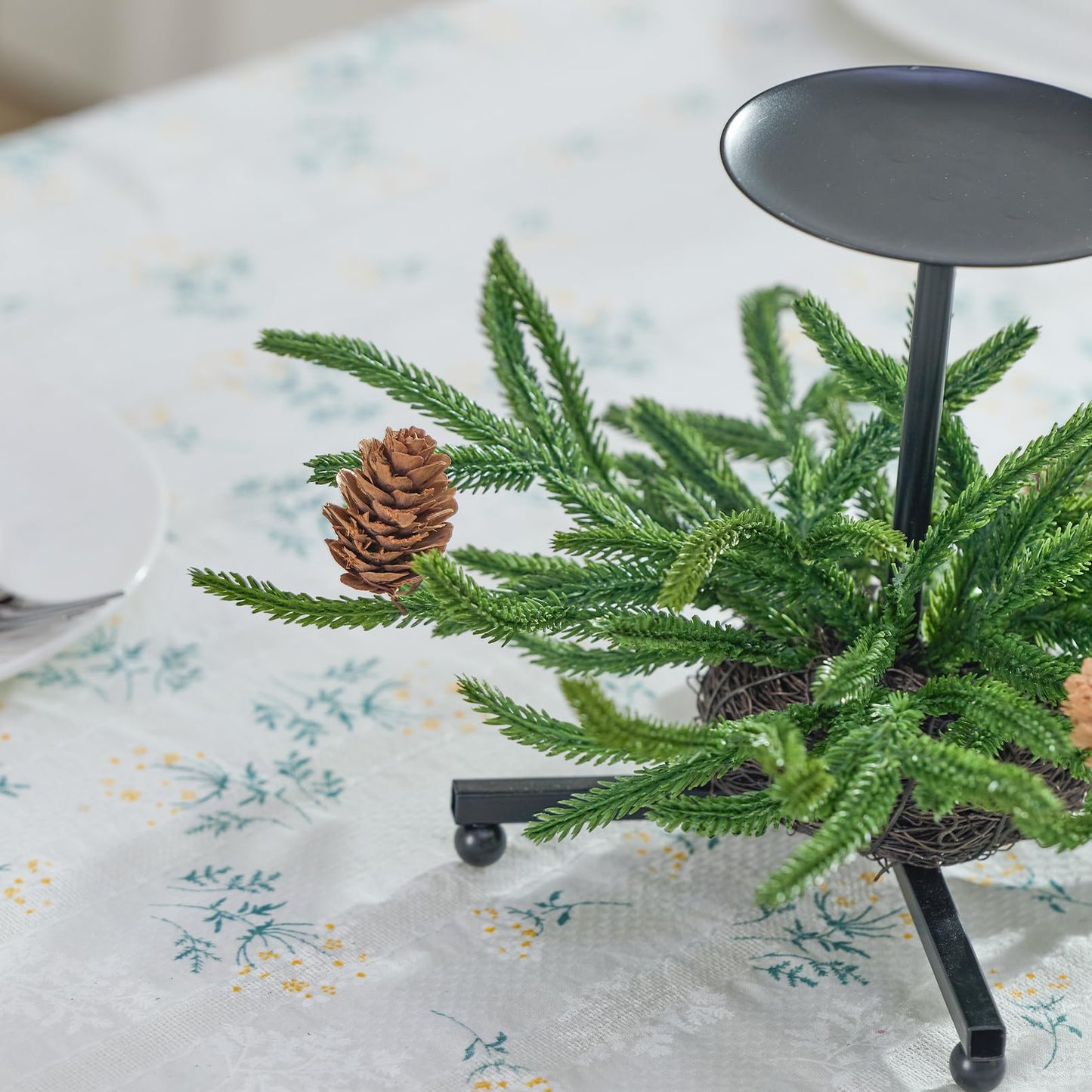 Heleze Christmas Candle Holder Set of 3, Black Iron Candle Tray Holders with Norfolk Pine Pinecones, 7.1 Inch Decorative Metal Stand for Table Centerpiece Mantle Xmas Decor