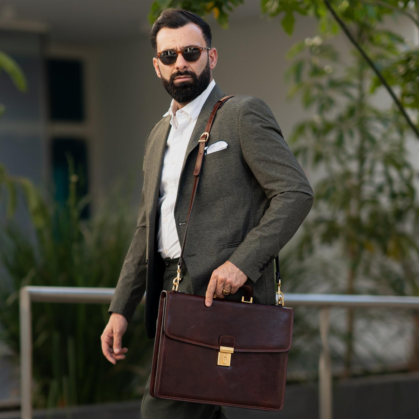 Time Resistance Leather Briefcase - Italian Handmade Leather Laptop Bag - Handbag for Men - Professional Computer Case (Brown)