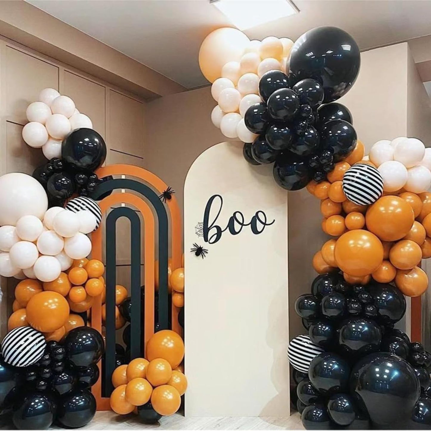 Halloween Balloons Arch Black Orange Beige Balloons Garland Halloween Birthday Party Decorations Orange Black Nude White Sand Latex Balloons with Pumpkin Foil Balloon Eye Print 3D Bat Stikers Decor
