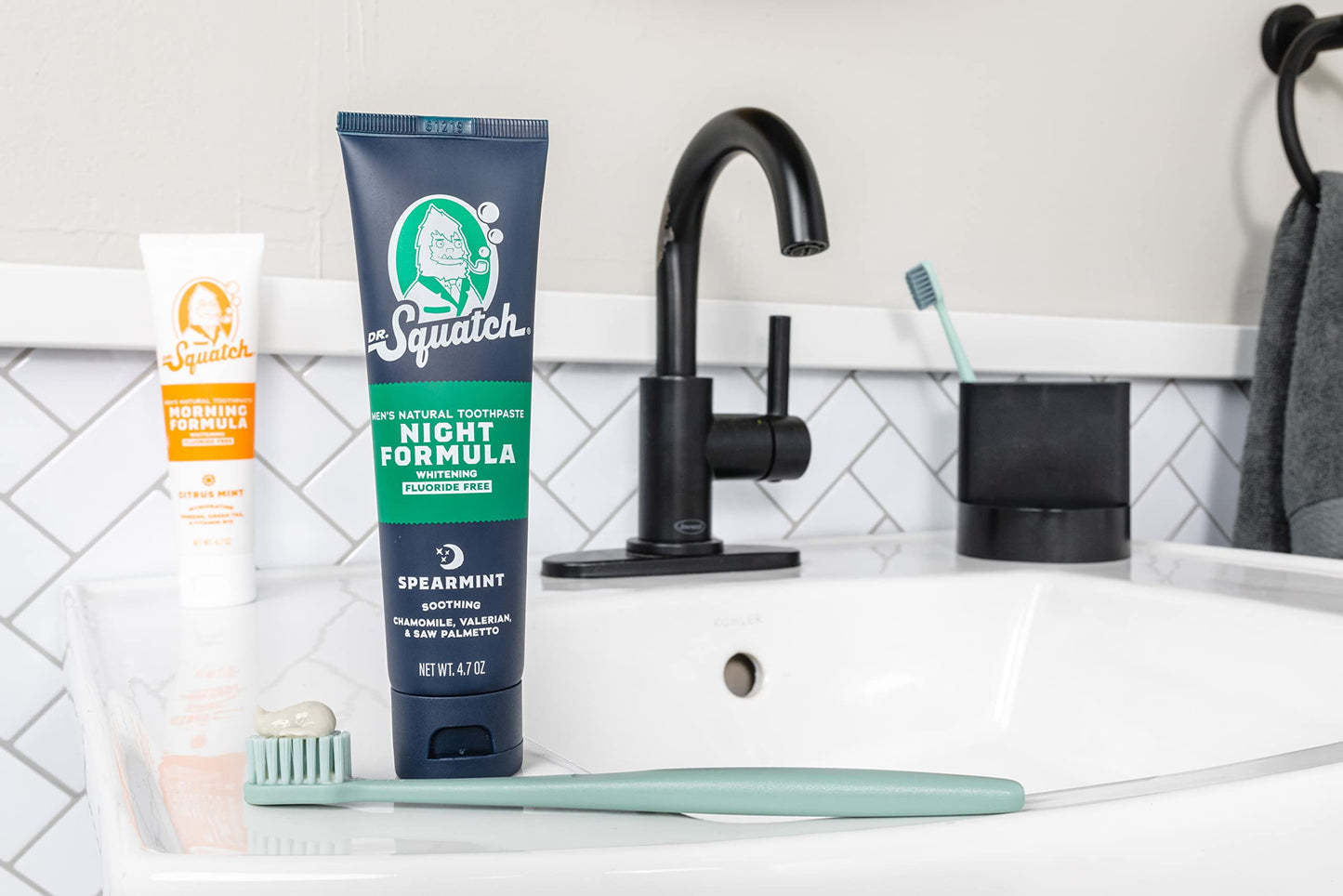 Dr. Squatch Natural Teeth Whitening Toothpaste Kit - Day and Night Flouride Free Natural Toothpaste - Citrus Mint, Spearmint (4.7 oz, 2-Pack)