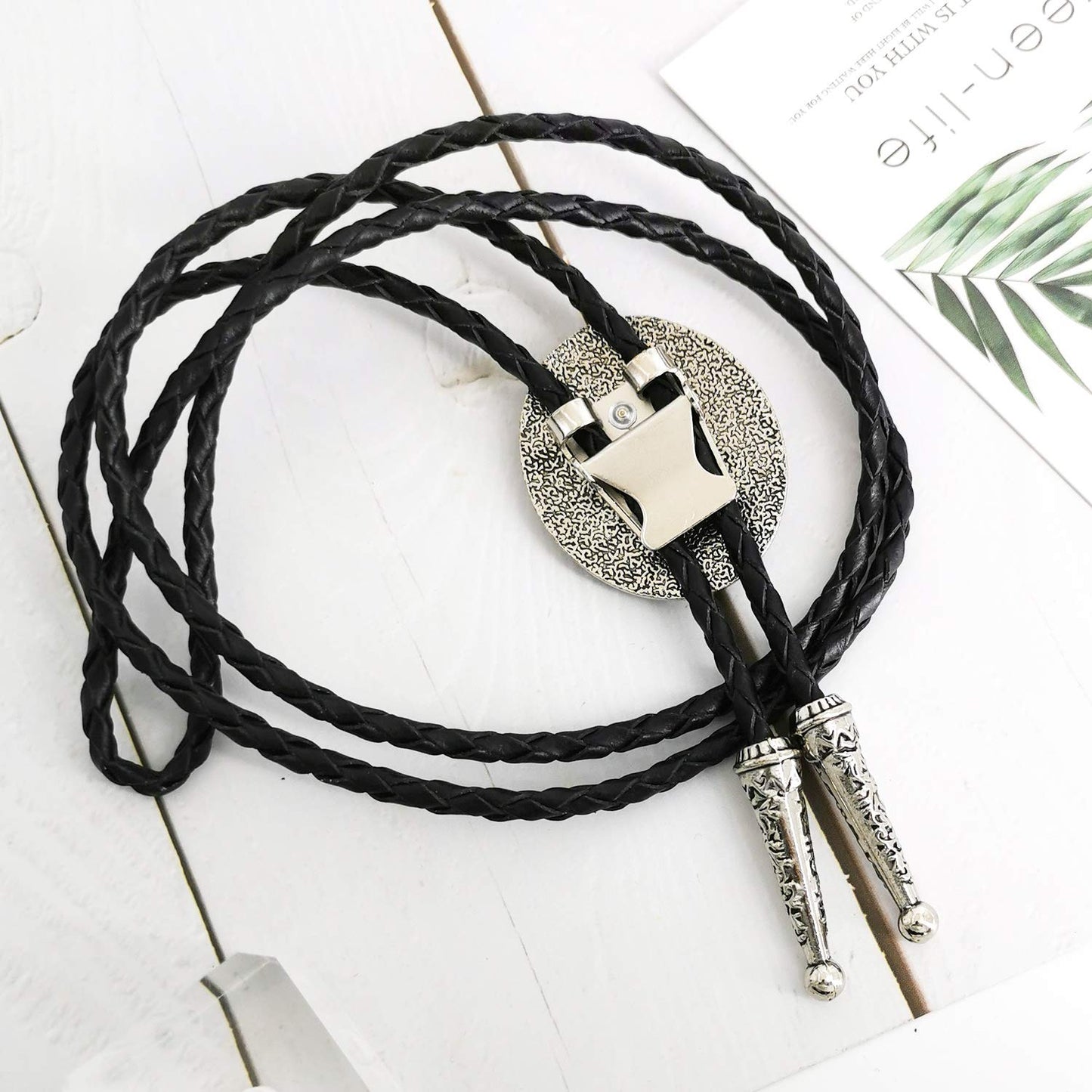 LAXPICOL Vintage Western Cowboy Oval Celtic Black Stone Bolo Tie For Men Native American Retro Bola Tie Necktie