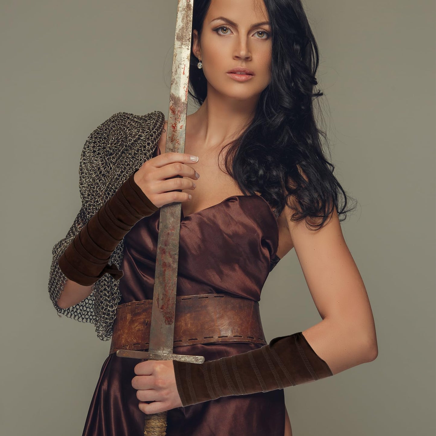 Renaissance Arm Wraps Medieval Faux Suede Bracers,Viking Hand Wraps, LARP Arm Guards Halloween Costume Accessorie Brown