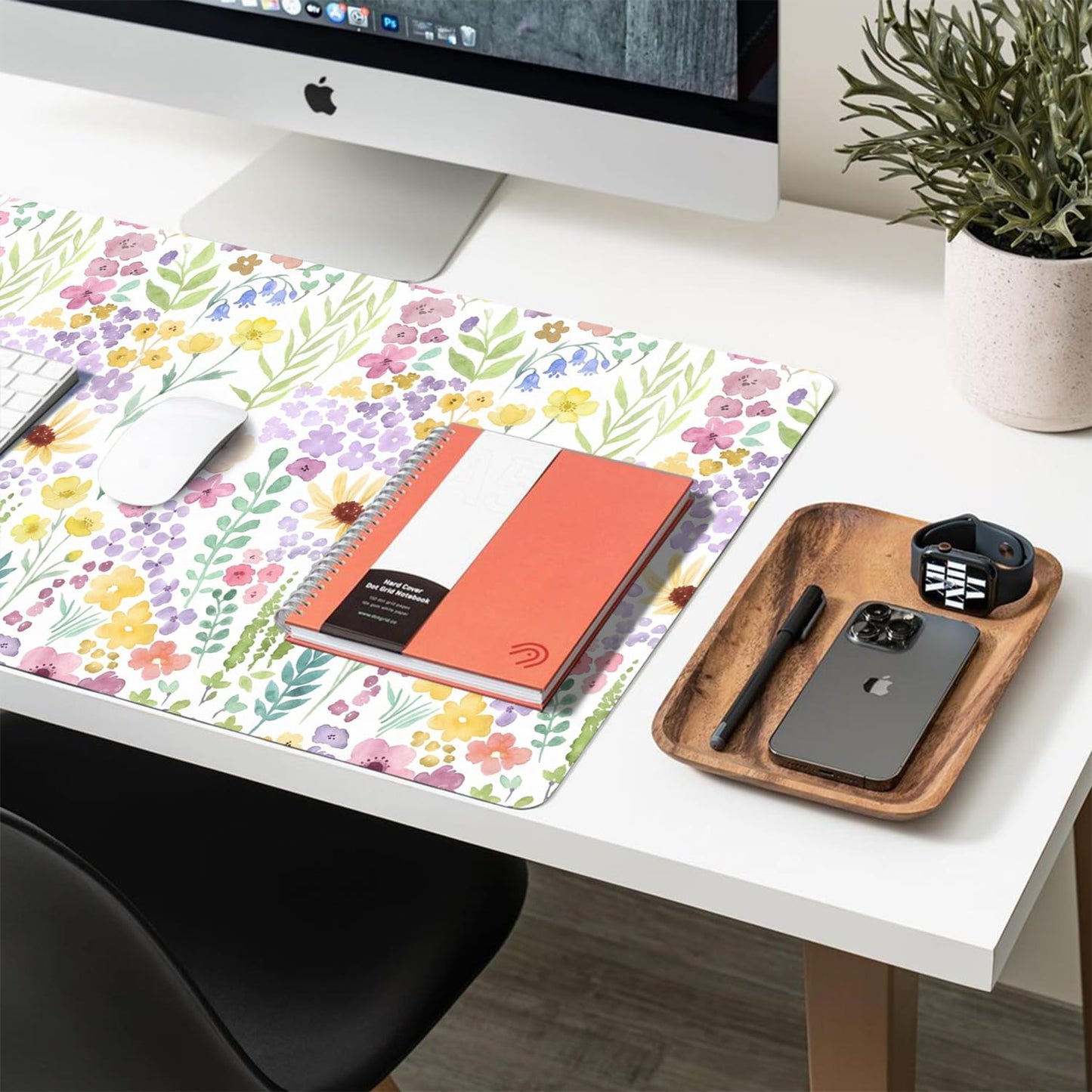 Flower Large Mouse Pad, Floral Desk Matt for Desktop, PU Leather Waterproof Desk Pad, Computer PC Laptop Protector Gaming Mouse Pads for Women Office Decor (31.5" x 15.7")