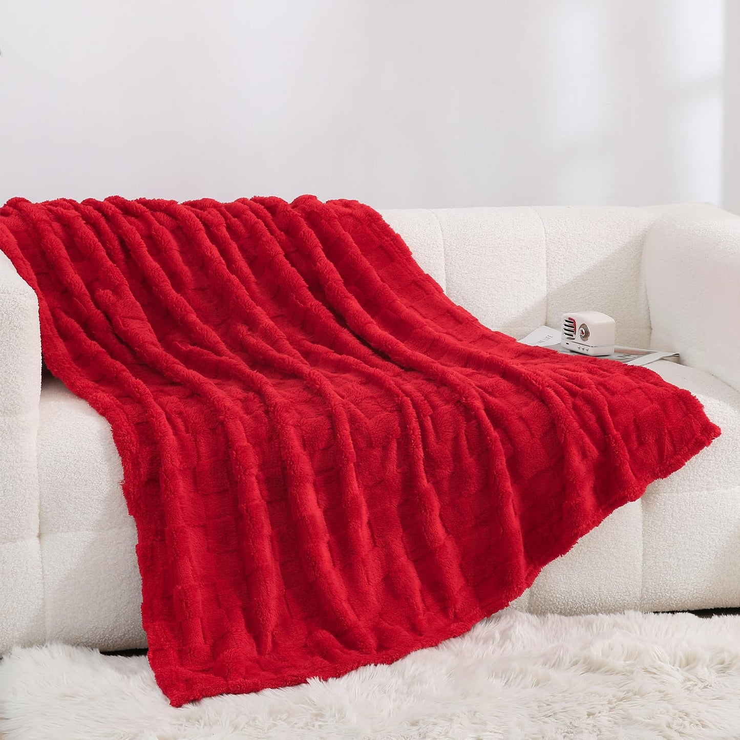 Linecooo Red Fleece Throw Blanket 50”×60”Checkered Design for Couch Sofa