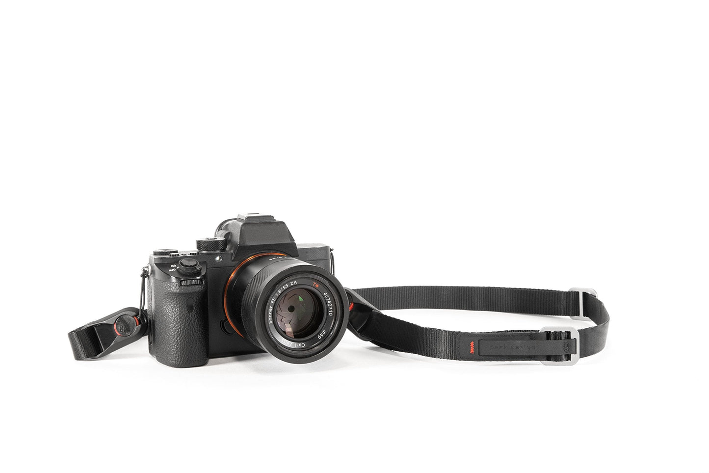 Peak Design Leash Camera Strap, Charcoal, Configurable as a Sling, Neck, Shoulder Strap or Safety Tether, Adjustable, Compact, Quick Release, Camera Straps for Photographers, 200 lb Capacity