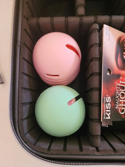 2 Pcs Makeup Sponge Holder,Double-Sided Breathable Silicone Beauty Blender Holder for Travel or Daily,Shatterproof Make-up Travel Case Quick Drying Easy to Carry,Grey+Pink