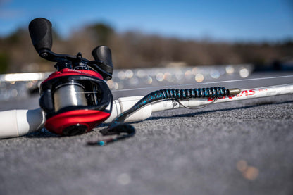Berkley PowerBait® Power Worm Fishing Bait, Black, 4in | 10cm, Irresistible Flavor, Classic Curly Tail Worm Profile, Ideal for Spring, Summer and Fall Fishing