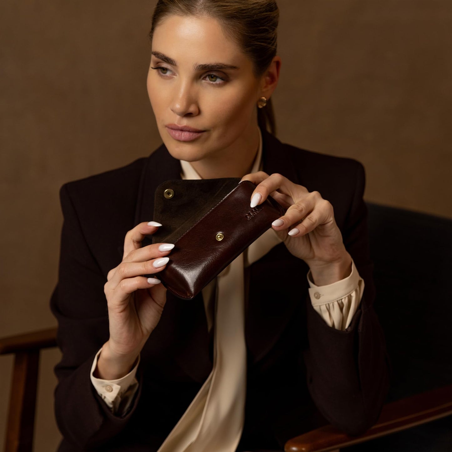Time Resistance Leather Glasses Case - Hard Shell Leather Eyewear Holder – Sunglasses Case Handmade in Italy (Brown)
