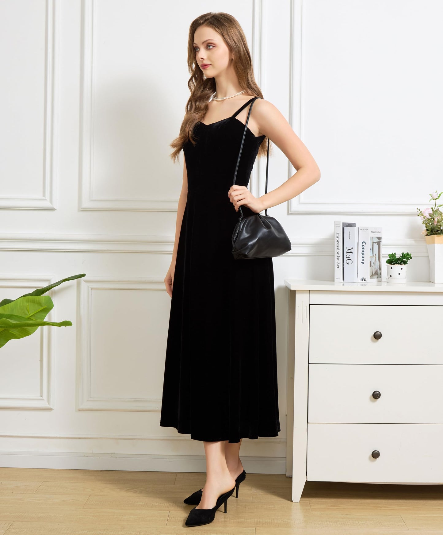 BRYCTSISEN Elegant Vegan Leather Clutch Bag for Women Dressy Pleated Cloud Dumpling Purse Super Soft PU Evening Handbag (Black, Small)