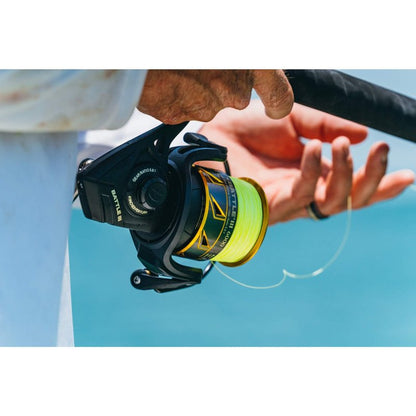 PENN Battle III Spinning Inshore Fishing Reel, HT-100 Front Drag, max of 15lb | 6.8kg, Made with Sturdy All-Aluminum Composition for Durability, 4000, black gold