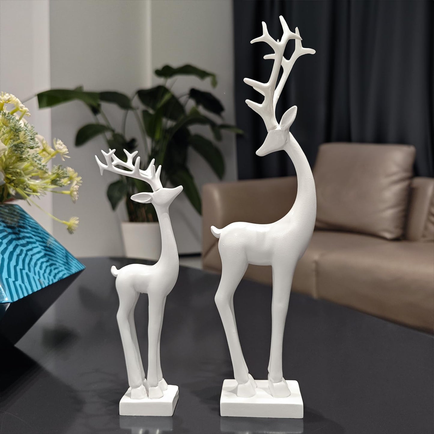 Pawliss Resin Christmas Reindeer Figurines: 2pcs White Christmas Deer Statues, Elegant Accent Winter Deer Table Ornaments, Classic Gifts Xmas Decorations for The Home