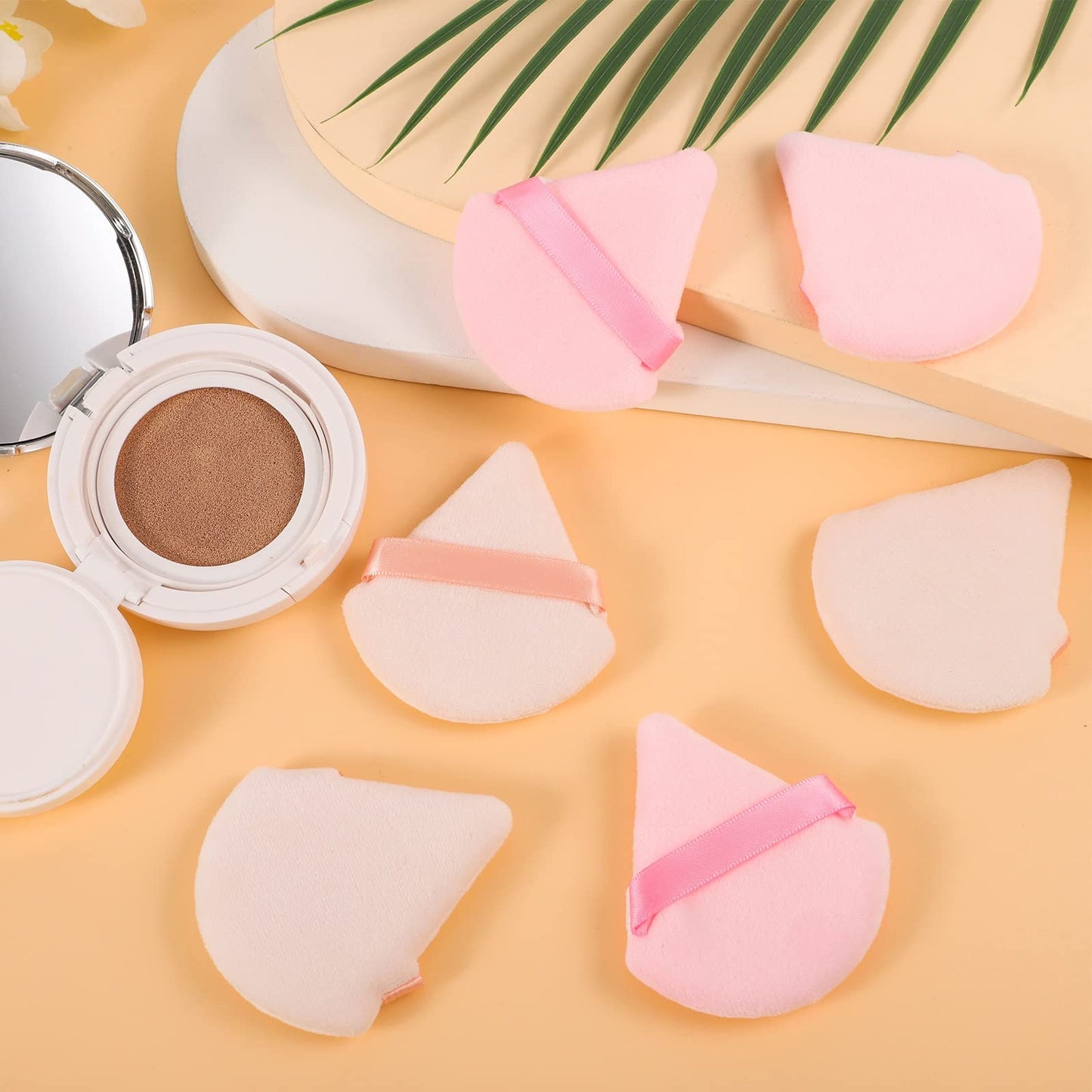 Pimoys 6 Pieces Powder Puff Face Makeup Sponge Soft Velour Triangle Powder Puffs Beauty Sponge Stocking Stuffers for Loose Powder (Black, Pink)