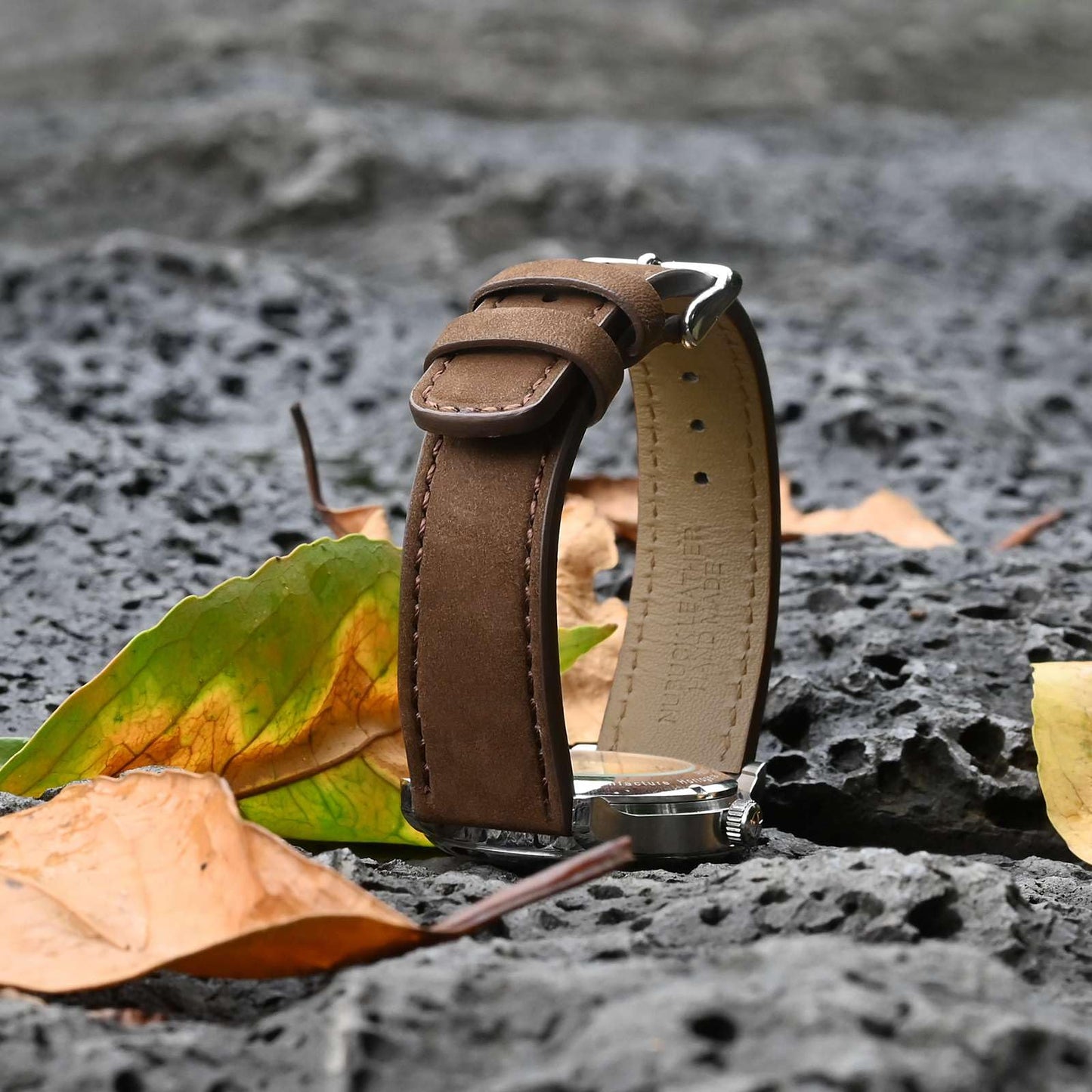 WOCCI 18mm Retro Leather Watch Band for Men and Women, Quick Release Replacement Strap with Black Buckle (Dark Brown)
