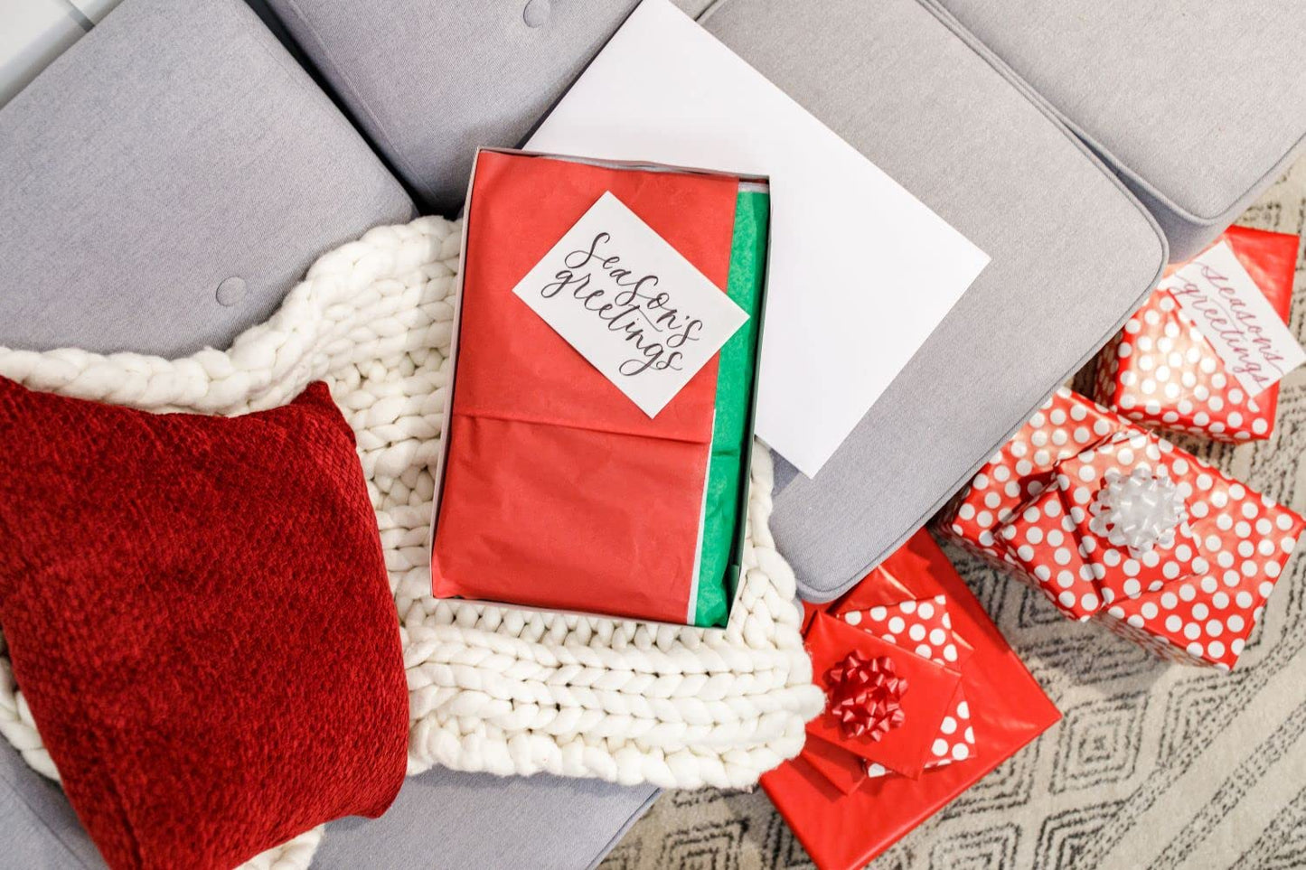 American Greetings White Gift Boxes with Lids for Presents, Assorted Sizes (3 Medium Shirt Boxes, 2 Large Robe Boxes) for Christmas, Birthdays, Baby Showers, Weddings, Graduation, or Any Occasion