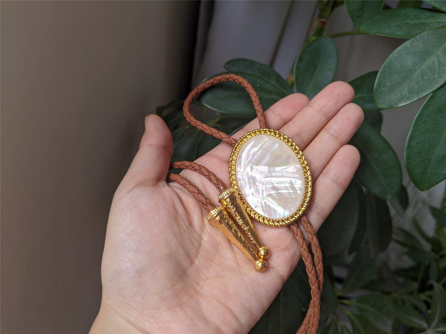 Himongoo Golden Mother of Pearl Bola Bolo Tie - Brown Leather Wedding Necktie for Men Women - Western Style Bolo Necktie