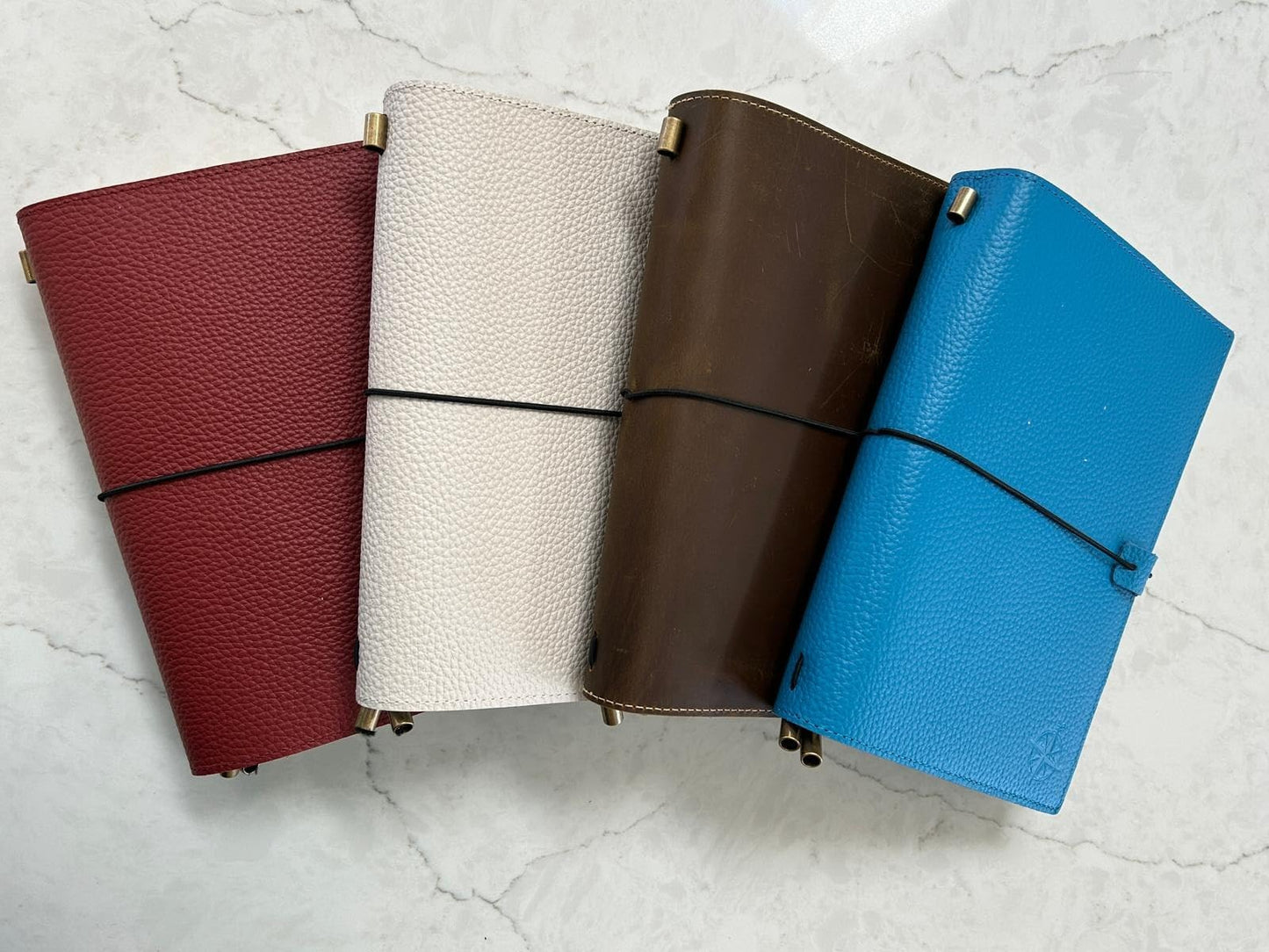 WANDERINGS A5 Travelers Notebook with Pockets – Blue Genuine Leather Journal – 6" x 8.5" (15 x 22cm) – Refillable Travel Journal – 120 GSM Blank Inserts