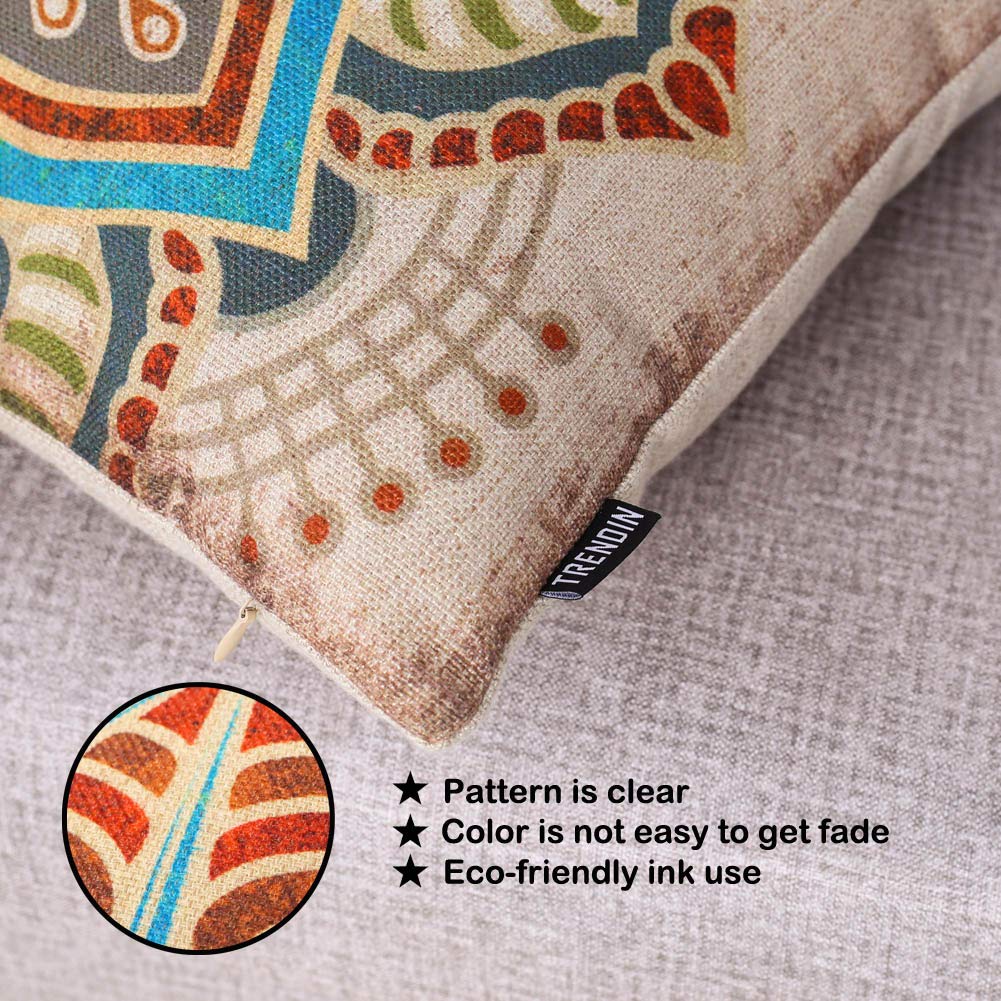 TRENDIN December 25 Christmas Pillow Cover 18x18, Winter Decorative Pillow Cover for Couch Bed Sofa Living Room, Holiday Throw Cushion Cover, Farmhouse Christmas Decorations Indoor Green PL1171TR