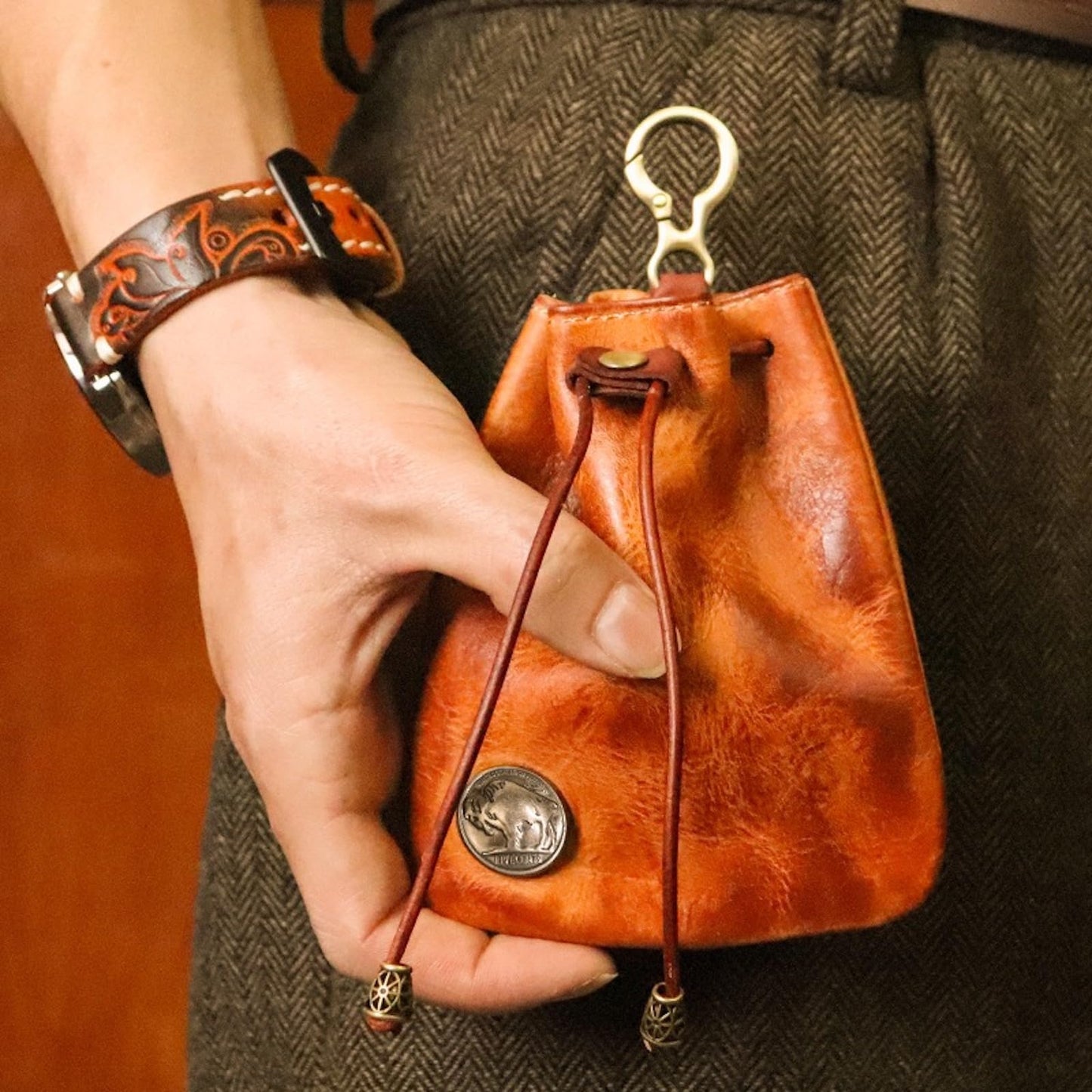 Simple Cowhide Retro Storage Bag 2025 New Leather Drawstring Coin Purse Small Purses Wallets for Women Man Leather Coin Pouch Change Purse Mini Coin Purse Keychain Wallet Mens Coin Pouch (Brown)