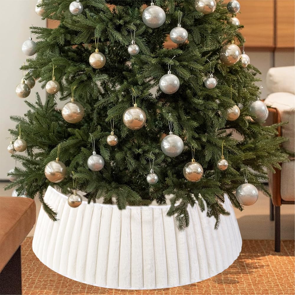 Teeanzo 28 Inch Christmas Tree Collar White Stripes Plush Faux Fur, Soft Boho Xmas Tree Ring Beige Tree Skirt for Christmas Artificial Trees Holiday Party Home Decor