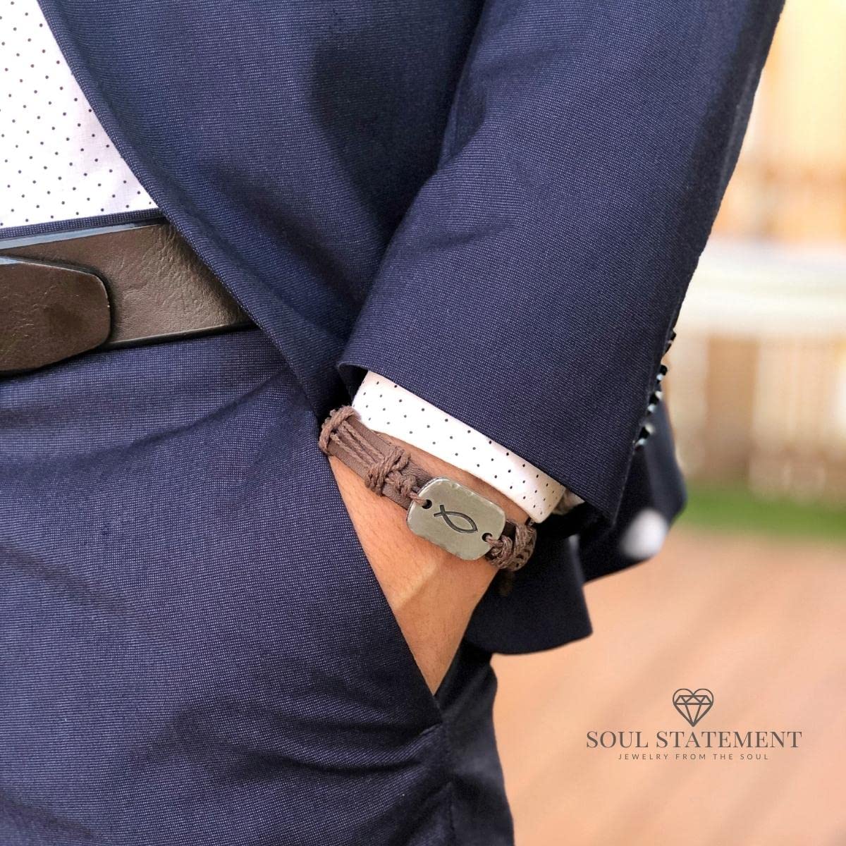 Soul Statement Sign of the Fish Men's Leather Wrap Bracelet for Teenagers (Brown Fish)