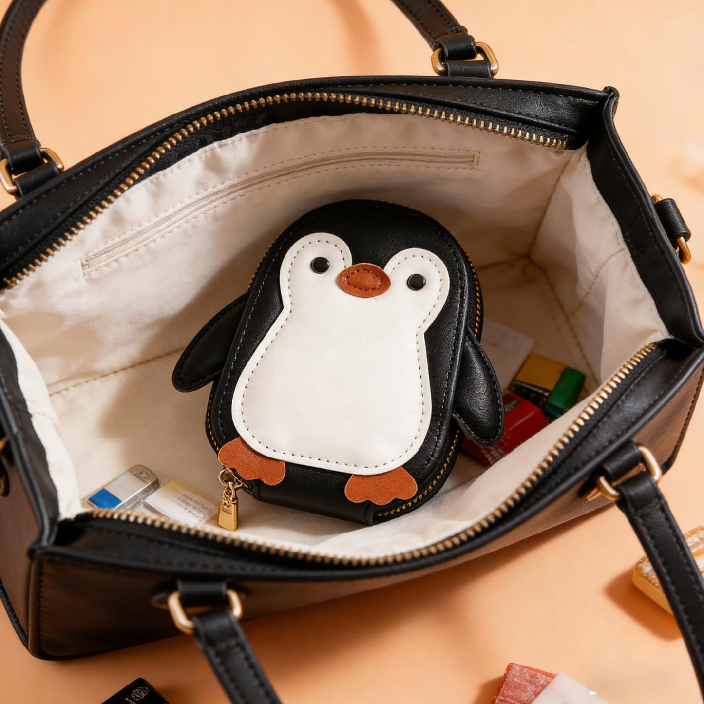 Novel and Interesting Cute Cartoon Penguin-shaped Coin Purse PU Leather Accordion Card Holder Large Capacity Zippered Money and Card Organizer Portable Mini Pocket Coin Purse Key Pouch (black)