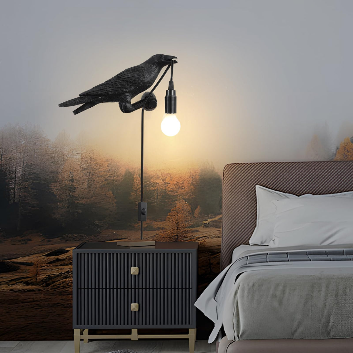 EPPARA Raven Table Lamp, Gothic Crow Lamp, Adjustable Birds Table Light, Wall Sconce Lamp Light for Bedroom Living Room, Lifelike Resin Raven Decoration, Modern Table Lamps Brithday GIF