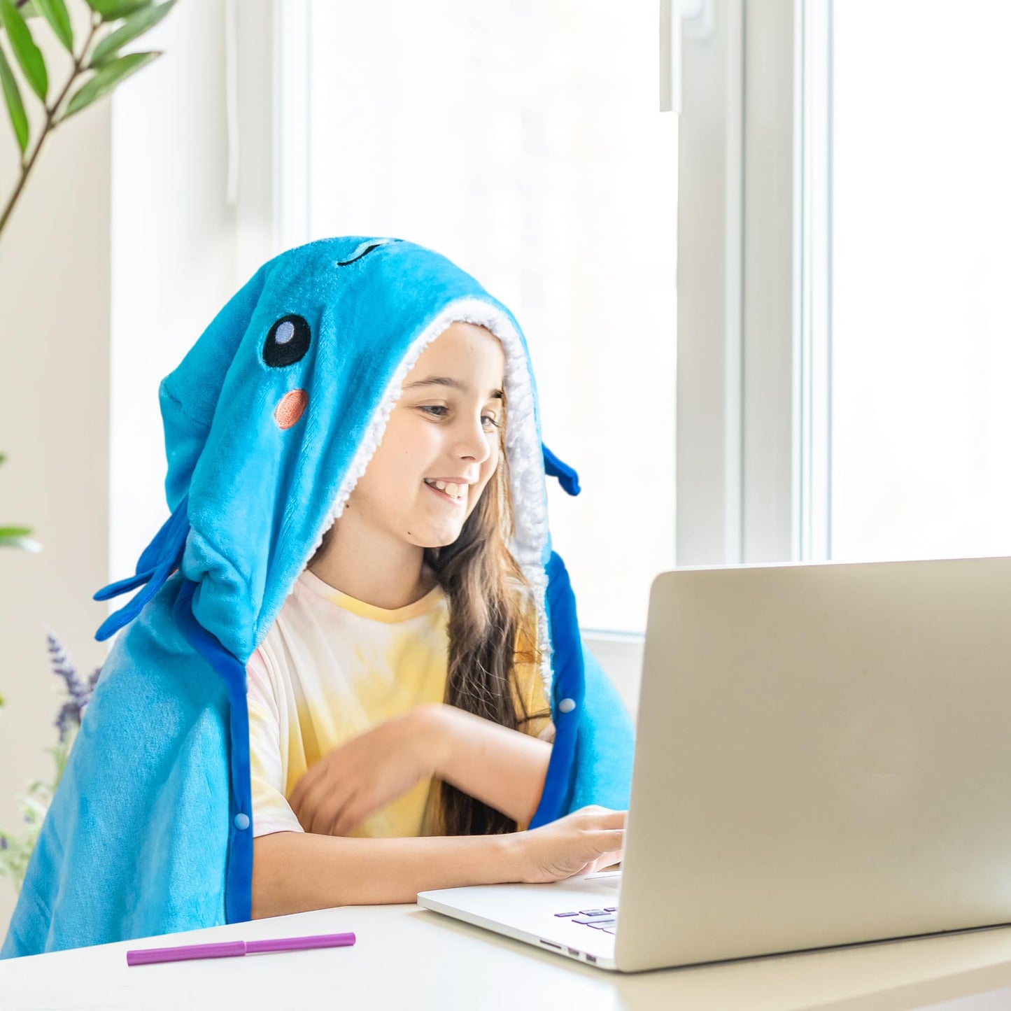 Axolotl Wearable Hooded Blanket for Adults - Super Soft Warm Cozy Plush Flannel Fleece & Sherpa Hoodie Throw Cloak Wrap - Axolotl Gifts for Women Adults and Kids