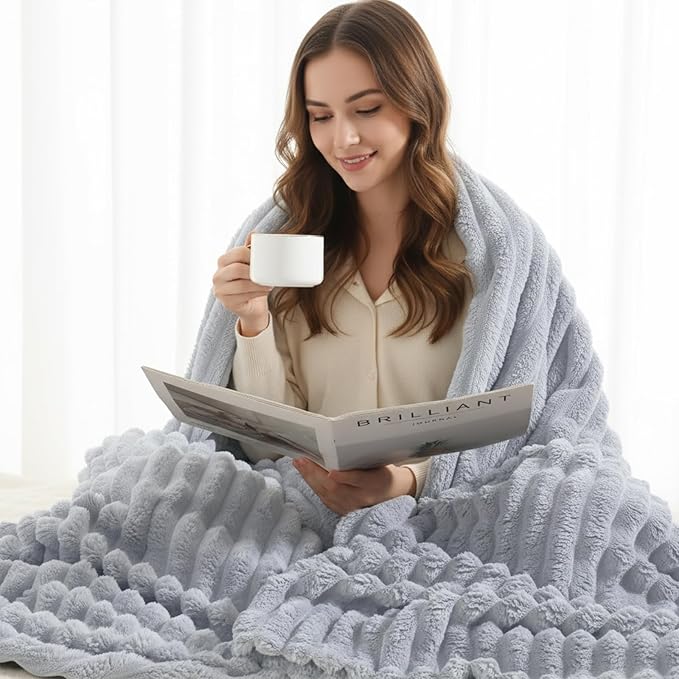 decorUhome Soft Fleece Light Grey Blanket King Size for Bed, Cozy Fluffy Plush Flannel Large Striped Throws for Couch Sofa, Lightweight Decorative Fuzzy Blanket for Woman, 108x90 Inches
