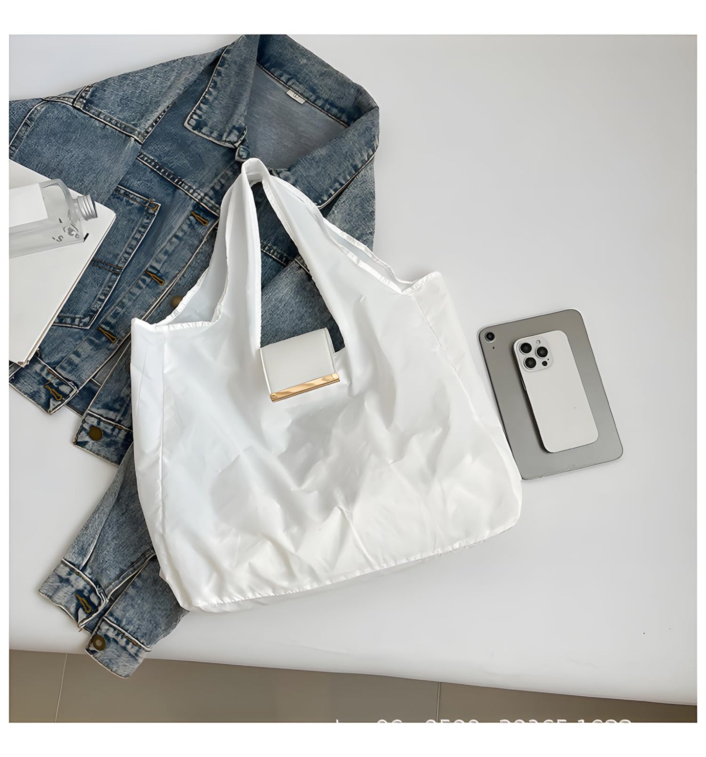 Locus Amoenus Foldable Reusable Shopping Bag Keychain, Portable Eco-Friendly Grocery Tote Bag for Women, Lightweight Travel Shopping Bag (white)