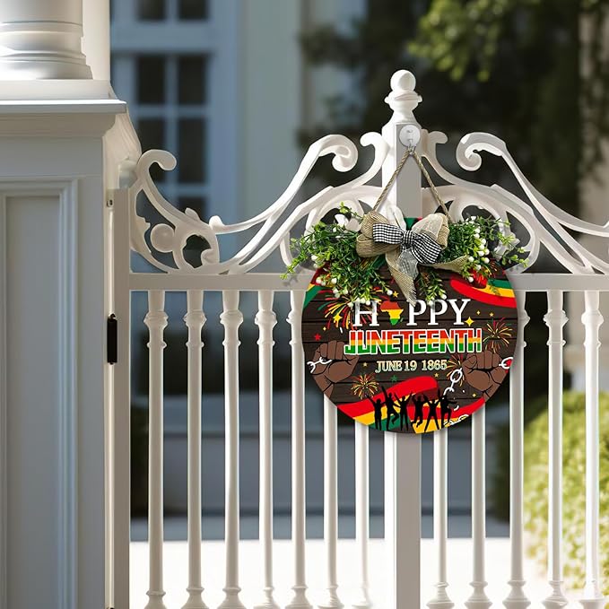 Happy Juneteenth Decorations Door Sign Wooden June 1865 Yard Signs Black Pride Front Door Decor Wreaths Freedom Day Wall Hanger African American Independence Day Festival Plaque 12 Inch