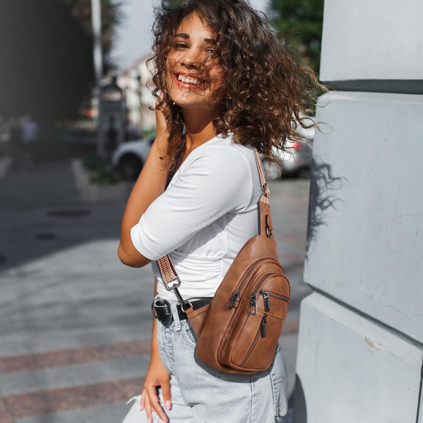 WILLSOLUNA Anti-theft Sling Bag for Women, Crossbody Chest Bags, PU Leather Small Fanny Pack with Adjustable Strap, Brown
