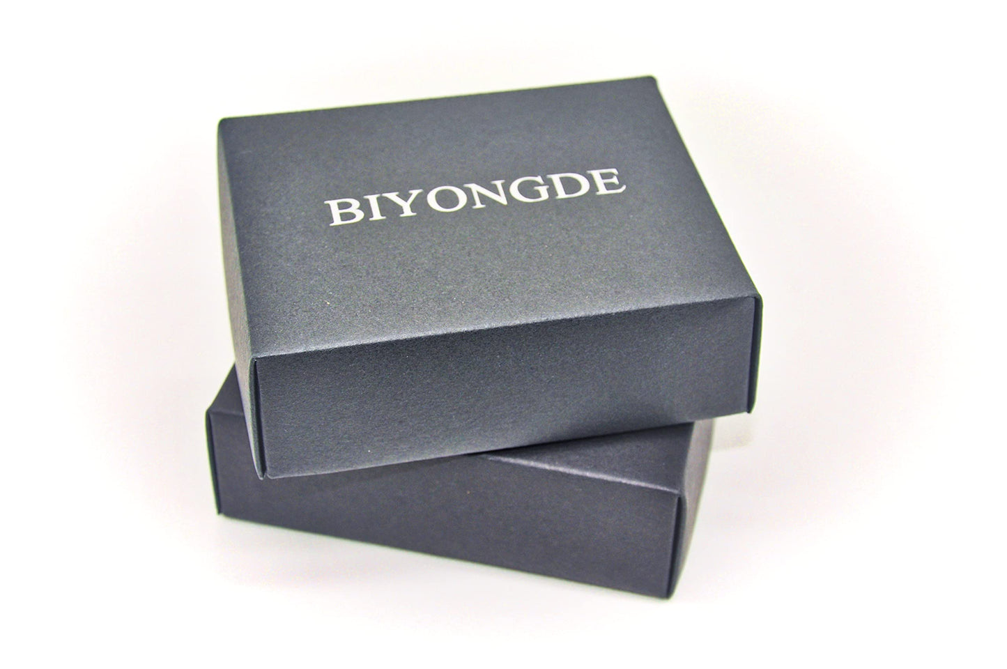 BIYONGDE Mens Red Leather Wristband Bangle Bracelet Interwoven with Black Leather, Buckle Clasp, Cool Stylish