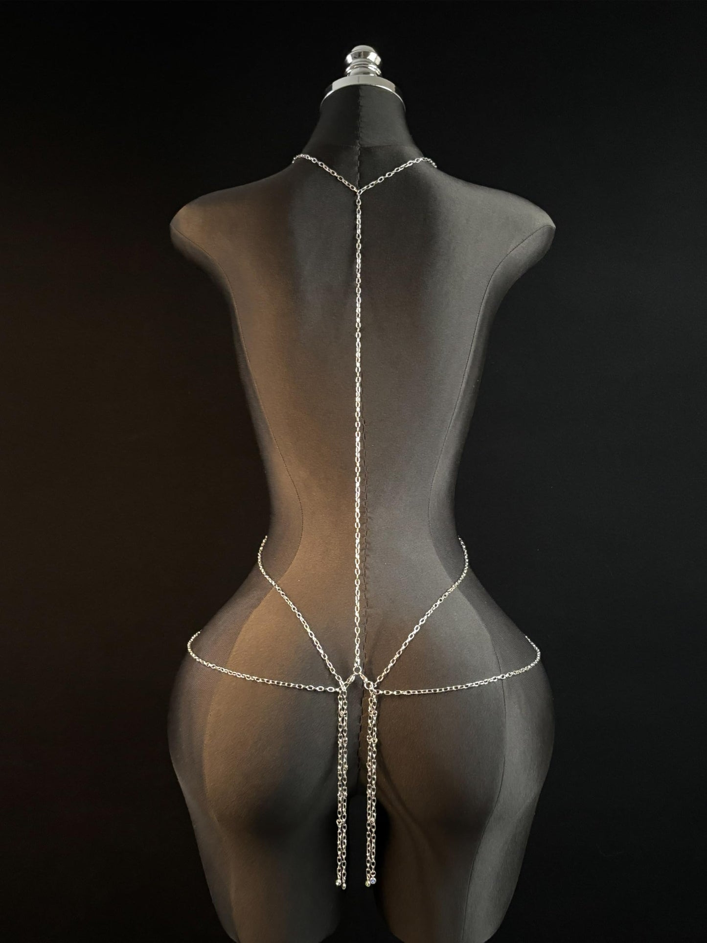 Gothic Cross Body Chain for Women – Silver Tone Adjustable Waist Body Jewelry with Clear Oval Crystal, Vintage Filigree Y-Style Harness Necklace for Festival Party Outfit