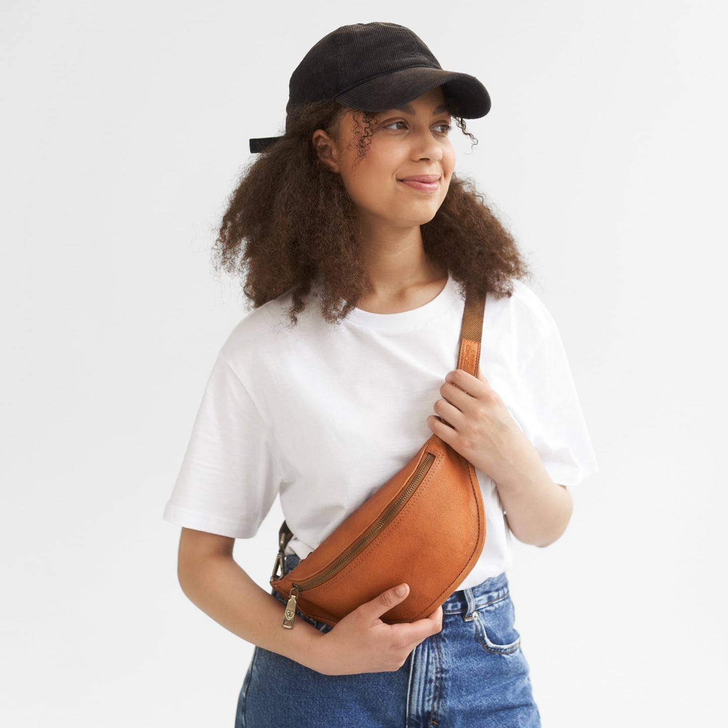 Berliner Bags Vintage Genuine Leather Fanny Pack Kai, Belt Bag, Crossbody Sling Bag for Men and Women, Gift for Dad - Brown