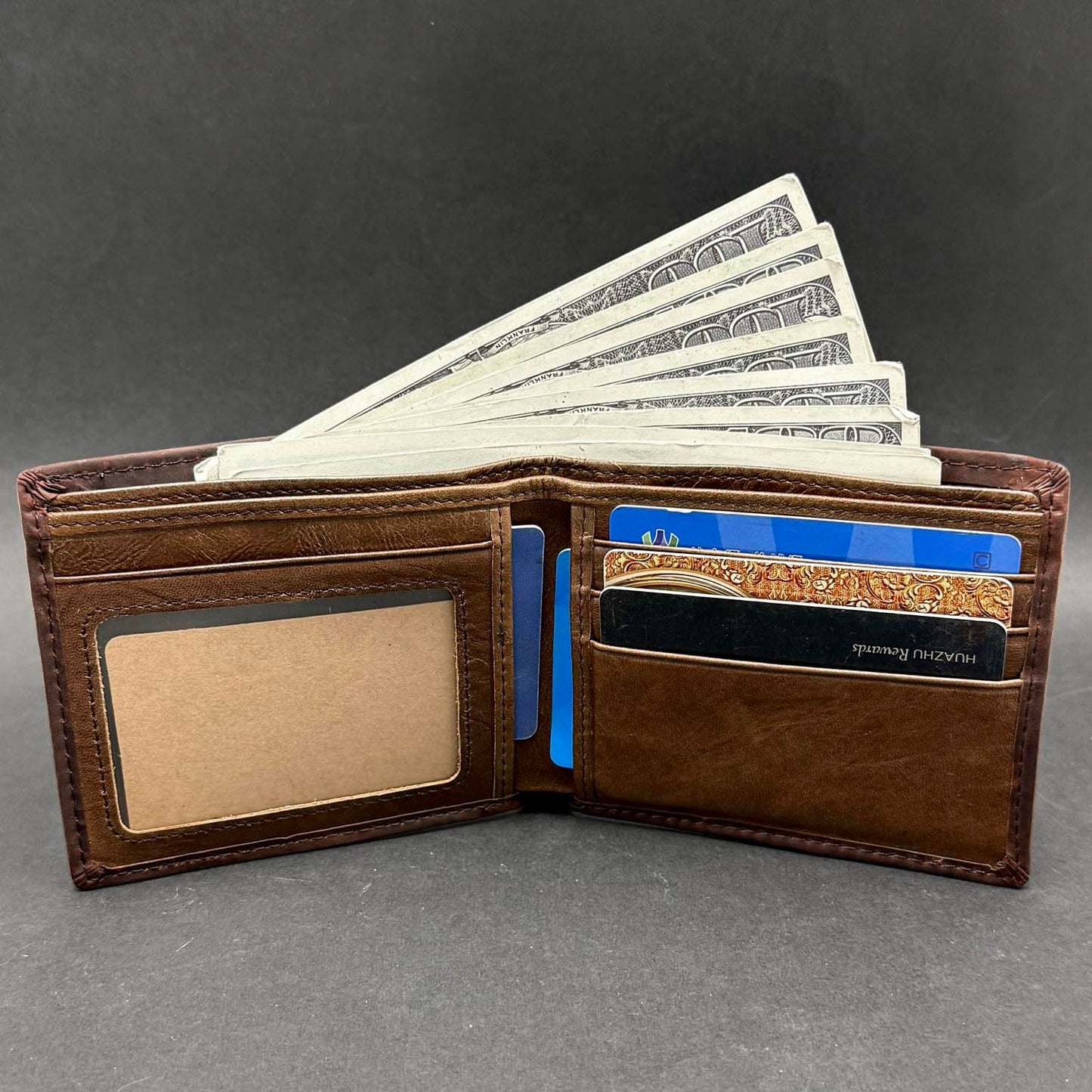 XIXTUT Cowhide Leather Deer Bifold Wallet for Men,Slim Profile Hunting Wallet RFID Wallet Slim Bifold Wallet Christmas Gift for Men with Chain.
