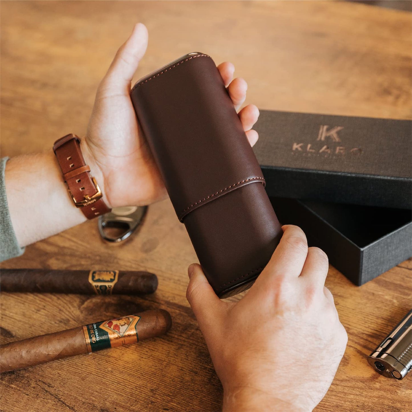 CASE ELEGANCE Premium 3 Cigar Protective Travel Case, Genuine Real Top Grain Brown Leather, Cedar Lined with Gold Metal End Caps, Gift Ready Packaging, Portable Travel Box