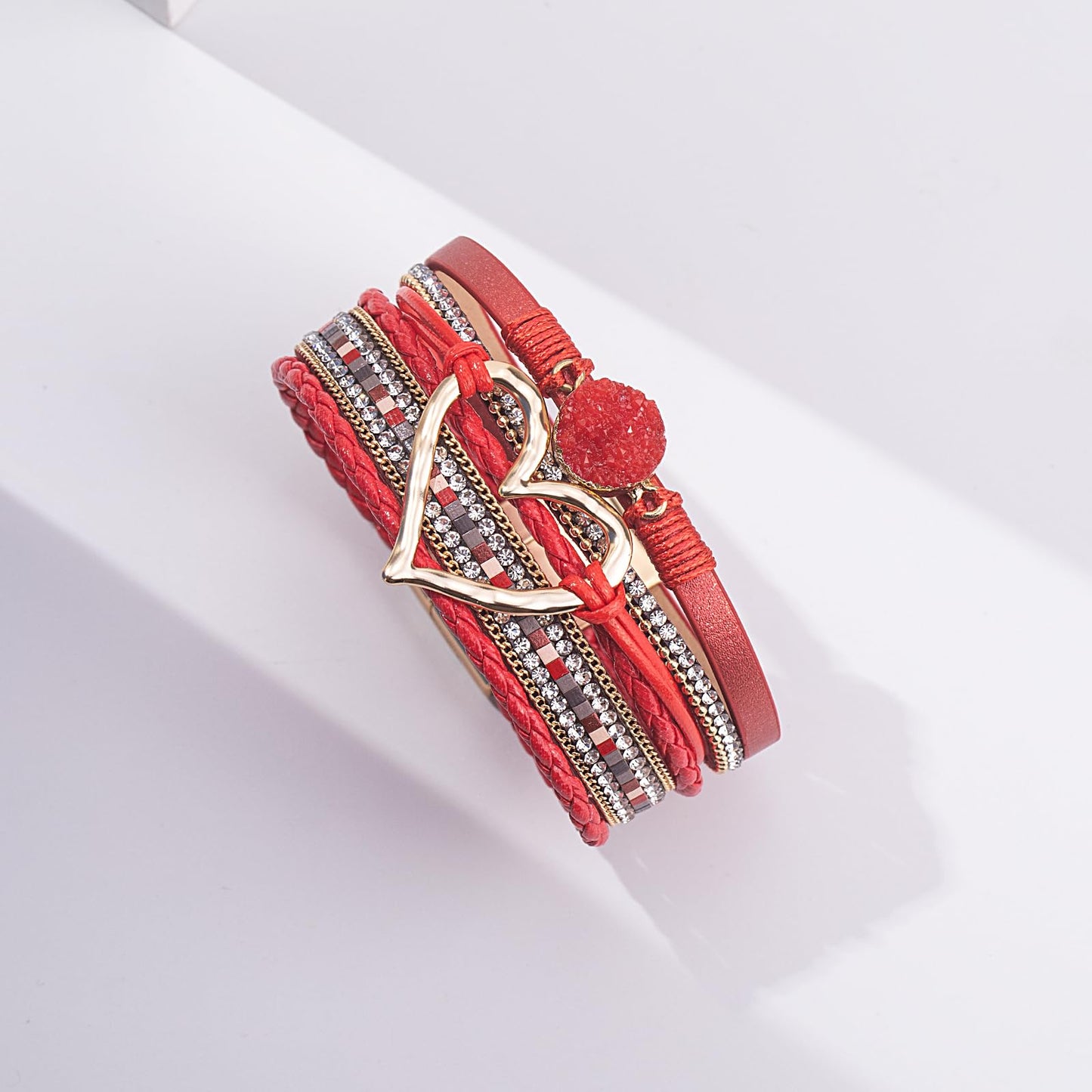 FANCY SHINY Heart Leather Wrap Bracelets Stackable Boho Cuff Bangles Trendy Resin Stone Rhinestone Bracelets with Magnetic Clasp for Women Gifts Jewelry(Red)