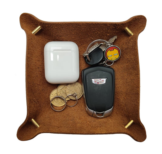 WOBACWVO Leather Valet Tray Entryway Catchcall Tray Nightstand Organizer Storage for Wallets Watches Keys Holder Dish Bowl Coins Office Desk Accessory (Cinnamon-Crazy Horse Leather).