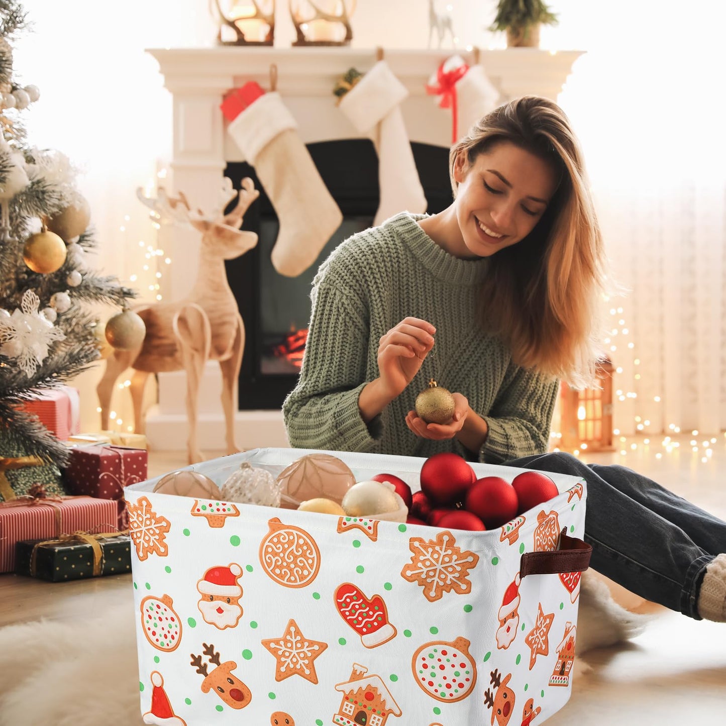 Geelin 3 Pcs Large Christmas Baskets 15 x 11 x 9.5 Inch Empty Xmas Storage Bin with Handles Collapsible Waterproof Extra Big Foldable Gift Basket for Office Home Bedroom Cloth Toy Gift(Vintage)