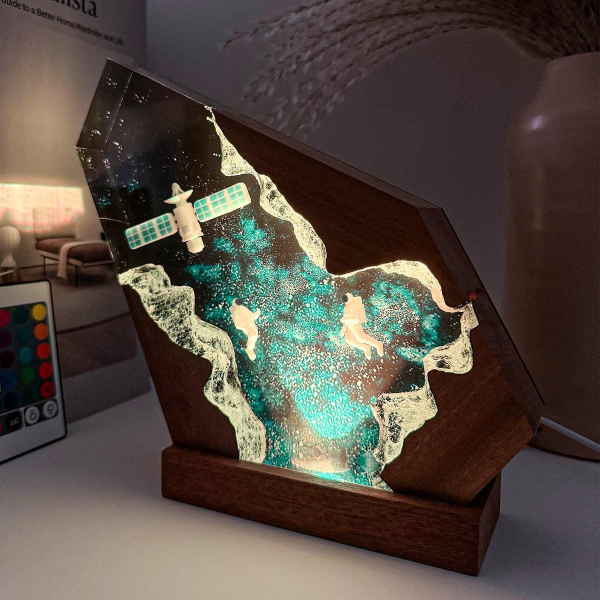 NICE HERA Space Resin Lamp - Handmade Galaxy Resin Night Light with USB Port, Variable Lights, Space Gifts for Adults, Astronaut Enthusiast Collectibles, Unique Birthday Gifts for Him & Her (6"x4")