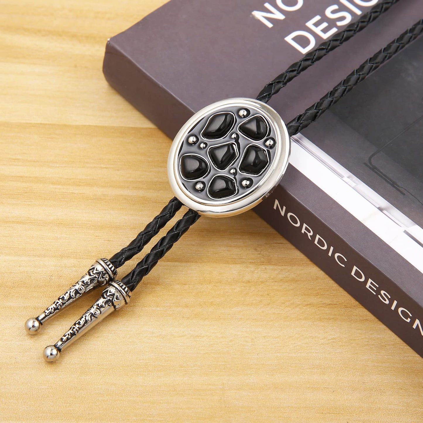 Btilasif Bolo Ties Western Cowboy with Black Agate Stone Leather Necktie Bola Tie for Men Women