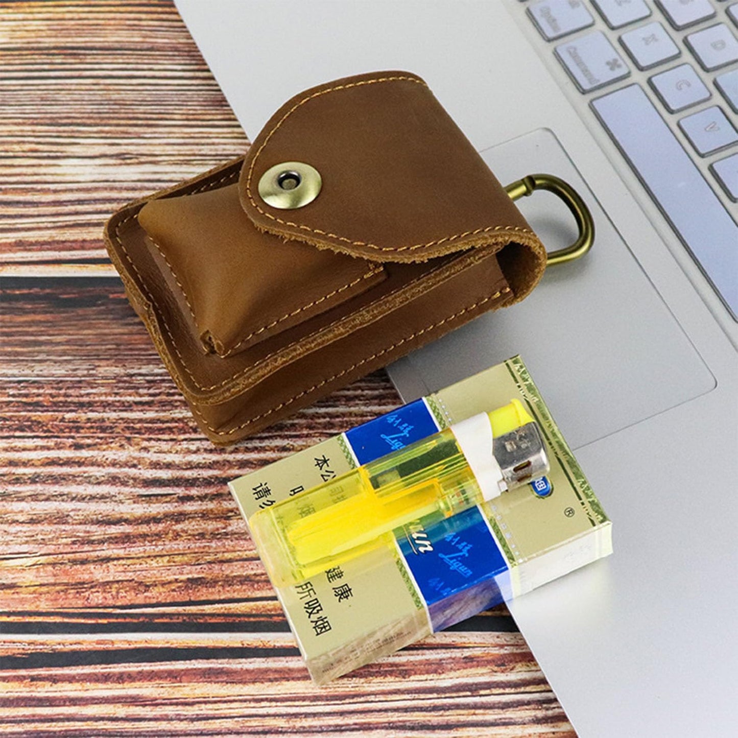 WJXFHTD Leather Cigarette Case, Metal Clasp Cigarette Case Leather Cigarette Case for Women Cigarette Case That Can Hold a Lighter (Coffee)
