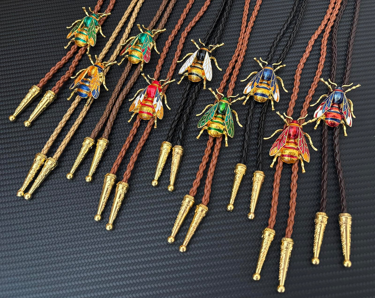 GelConnie Gold Bolo Tie 3D Bee Western Ties for Men Bolo Handmade Bumblebee Bolo Tie Western Cowboy Leather Necktie Adjustable