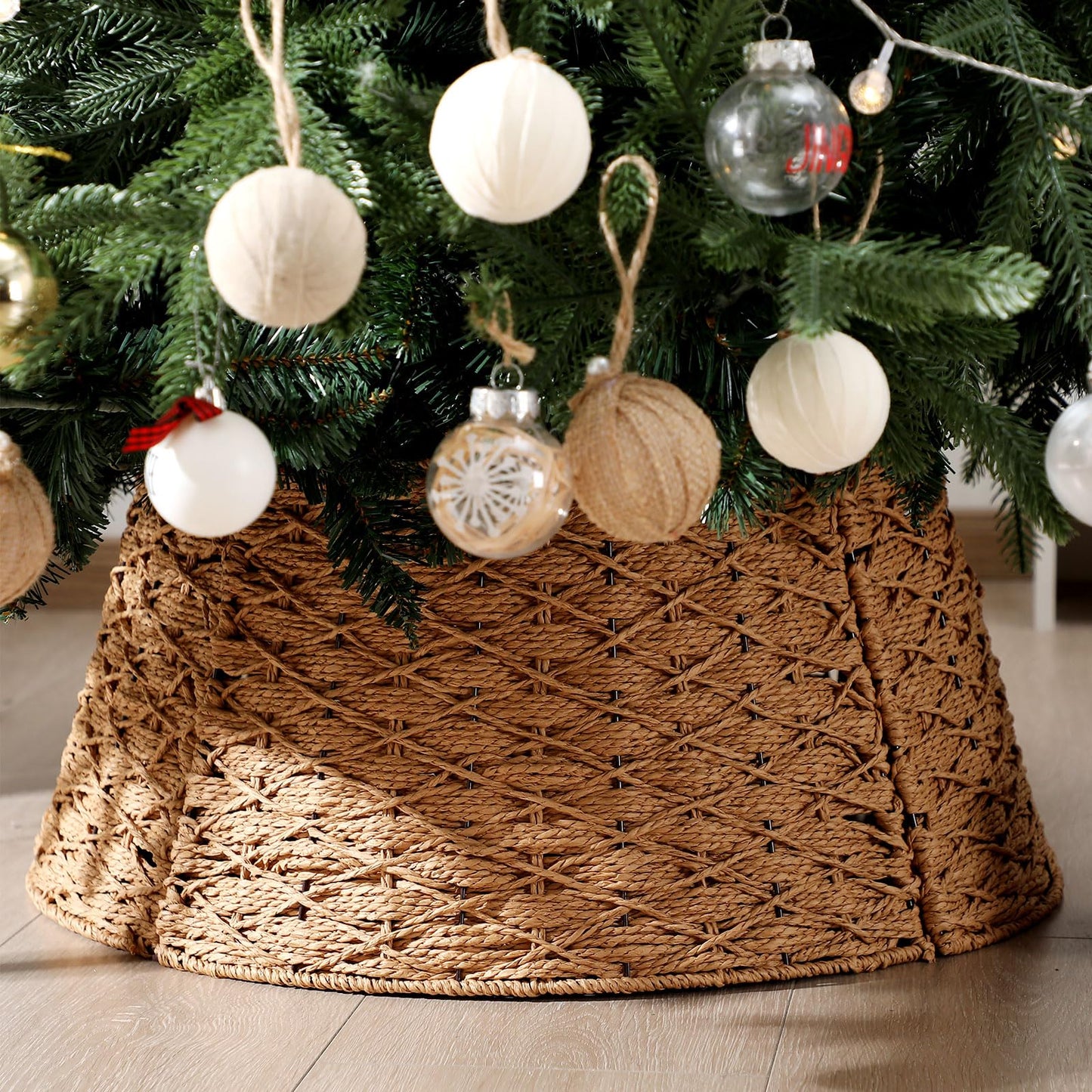 Poen Woven Rattan Christmas Tree Collar, Neutral Wicker Tree Skirt, Rustic Farmhouse Christmas Stand Base Cover Decor Handmade X-Shape Weave Design(Khaki,24 Inch)