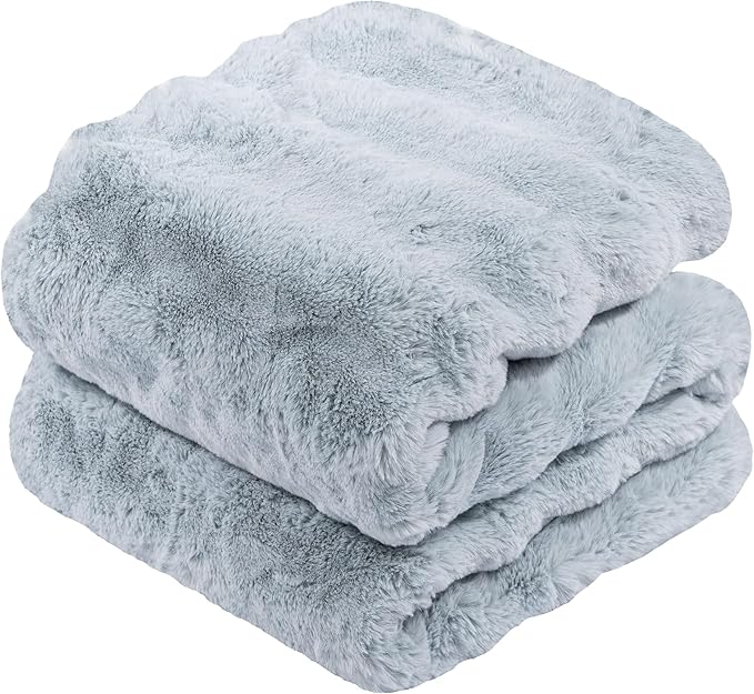 Touchat Luxury Faux Rabbit Fur Throw Blanket for Couch, Super Heavy Warm Cozy Blanket for Sofa Bedroom Living Room, Ultra Soft Fluffy Reversible Plush Blanket for Home Decor Gifts, Blue