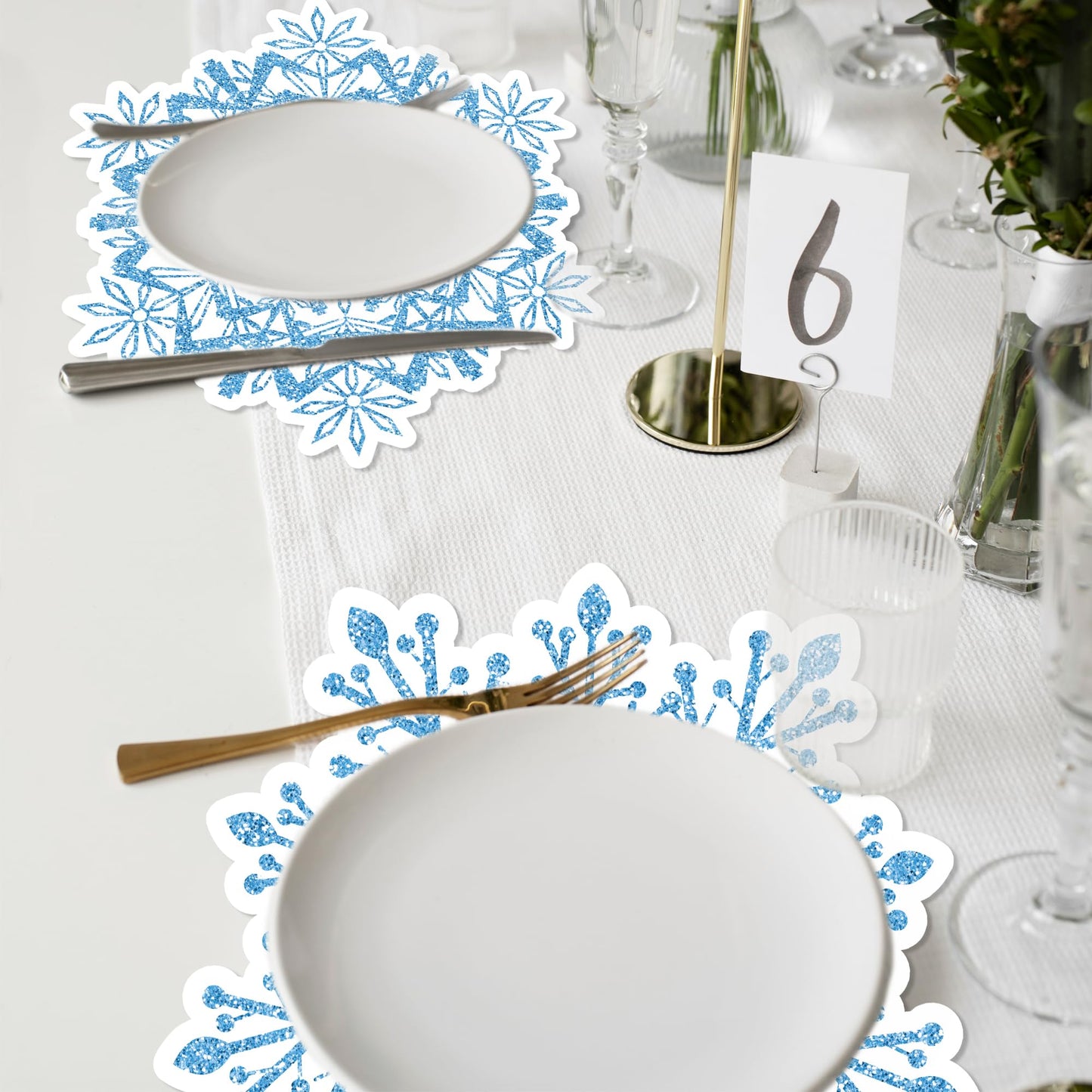 Snowflake Placemats Blue Paper Placemats Set, Disposable Winter Table Mat Snowflake Decorations for Christmas Winter Party Supplies Table Setting Kitchen Home Table Decor(24 Pack)