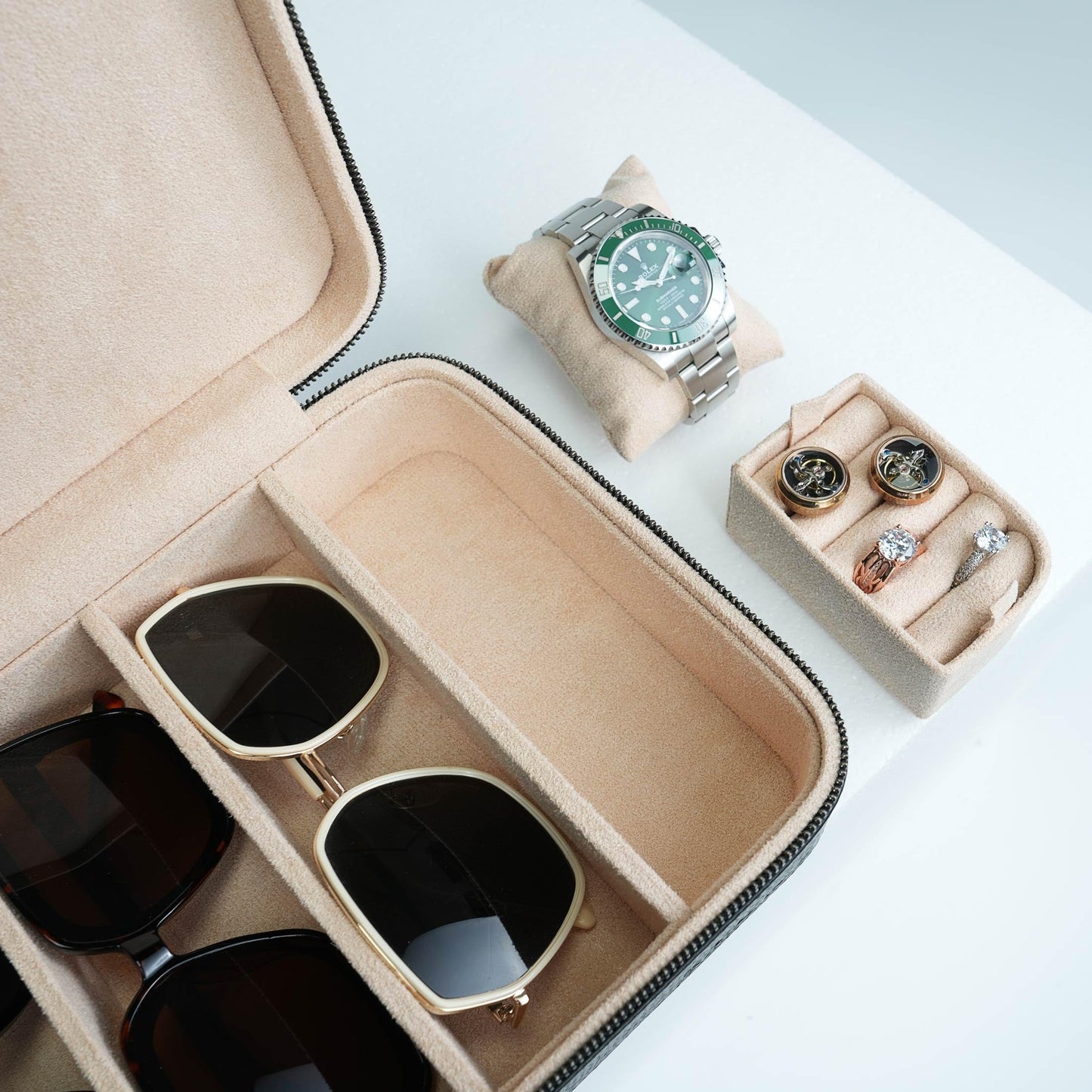 SYENS 4 Slot Sunglasses Travel Case, Real Leather Eyeglasses Storage Box, DIY Organizer Glasses/Jewelry/Watch Display Case for Women Men (4 slot_Black Leather)