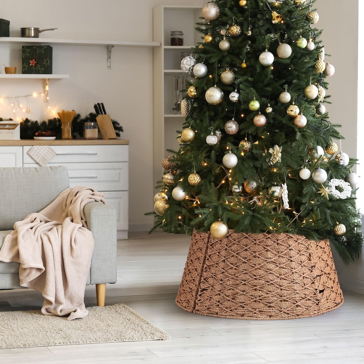 Poen Woven Rattan Christmas Tree Collar, Neutral Wicker Tree Skirt, Rustic Farmhouse Christmas Stand Base Cover Decor Handmade X-Shape Weave Design(Khaki,24 Inch)