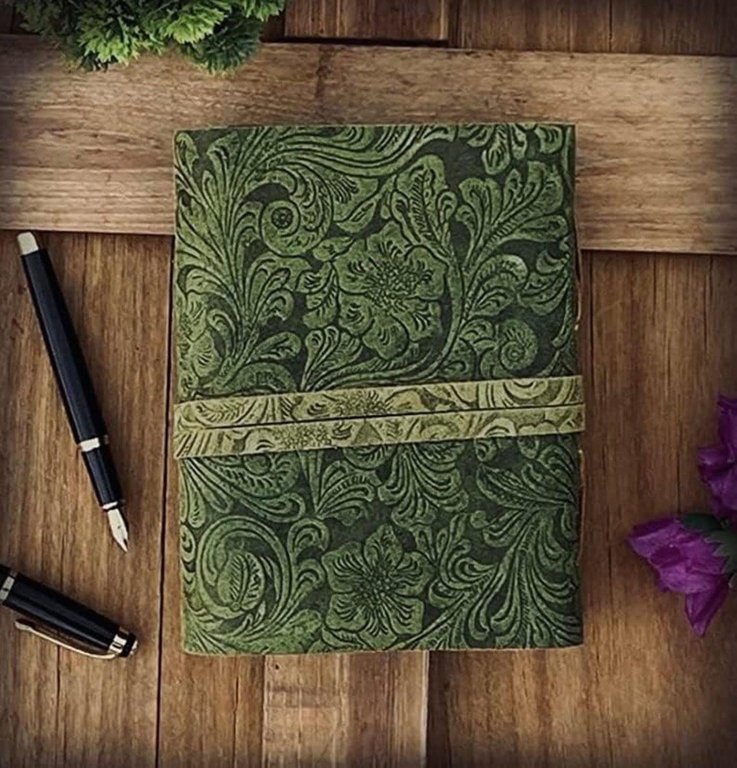 Soskakiist Embossed Leather Journal with Antique Key Vintage Pages Handmade Journal Leather Sketchbook Notepad Leather Travel Journal Book of Shadows Leather grimoire